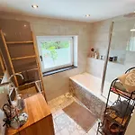 Le Jardin Des Secrets Bed & Breakfast 4*