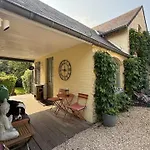 Le Jardin Des Secrets Bed & Breakfast 4*