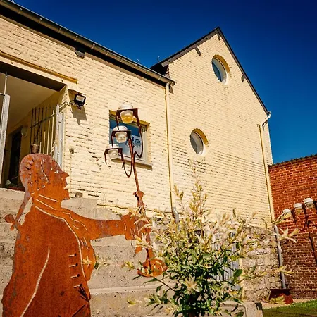 Le Du Jardin Des Secrets Bed & Breakfast Namur