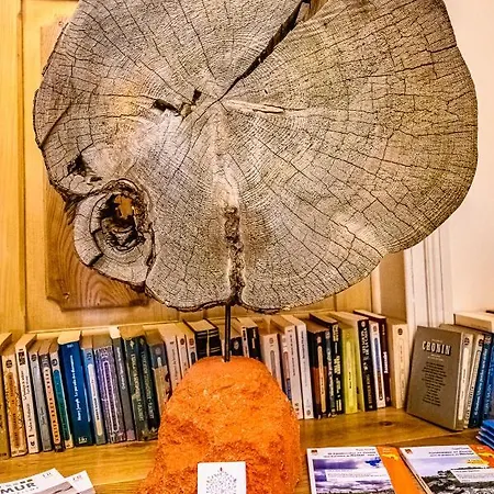 Le Jardin Des Secrets Gites et chambres à louer Alojamento de Acomodação e Pequeno-almoço