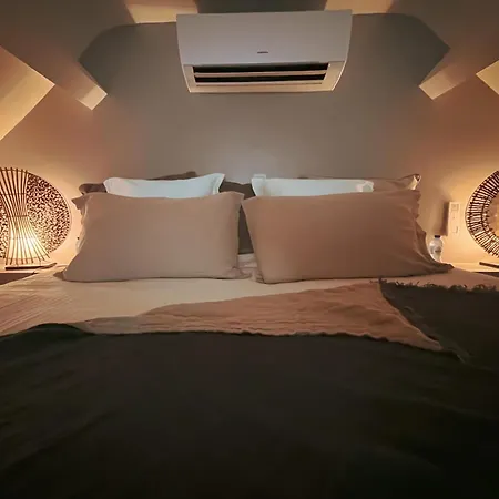 Bed & Breakfast Nomad Roots Namur