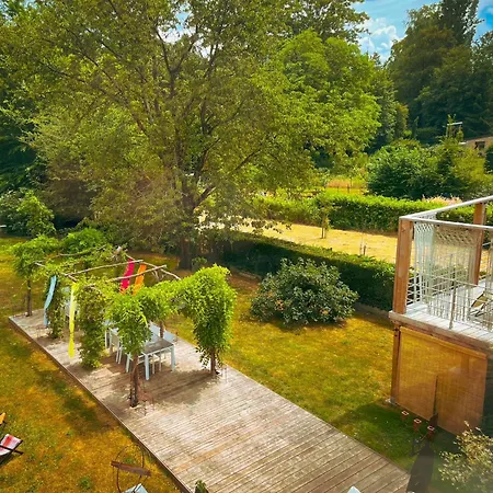 Le Jardin Des Secrets Gites et chambres à louer Alojamento de Acomodação e Pequeno-almoço