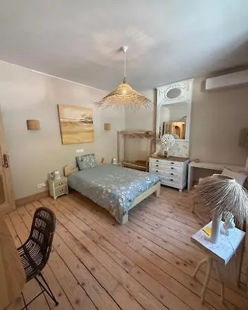 Le Jardin Des Secrets Frühstückspension 4*