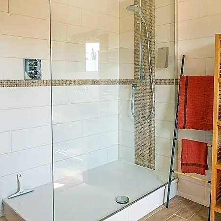 Le Jardin Des Secrets Bed & Breakfast 4*