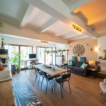 Bed & Breakfast Le Jardin Des Secrets Namur