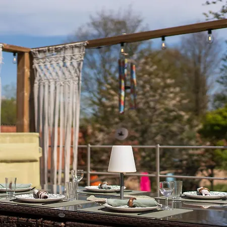 Bed & Breakfast Le Jardin Des Secrets 4*