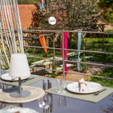 Le Jardin Des Secrets Bed & Breakfast Namur