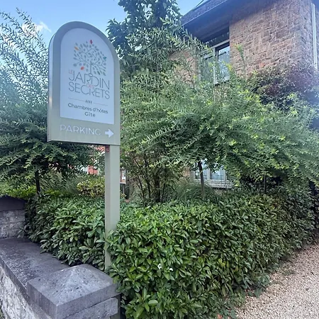 Le Jardin Des Secrets Bed & Breakfast 4*